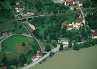Dimbachmündung bei St. Nikola, Donau-km 2075 : Mündung, Bach, Kirche